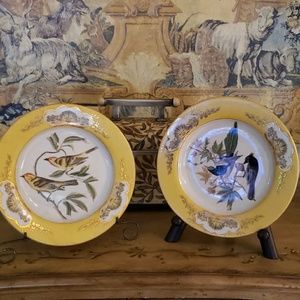 2 decorative birds on branches plates